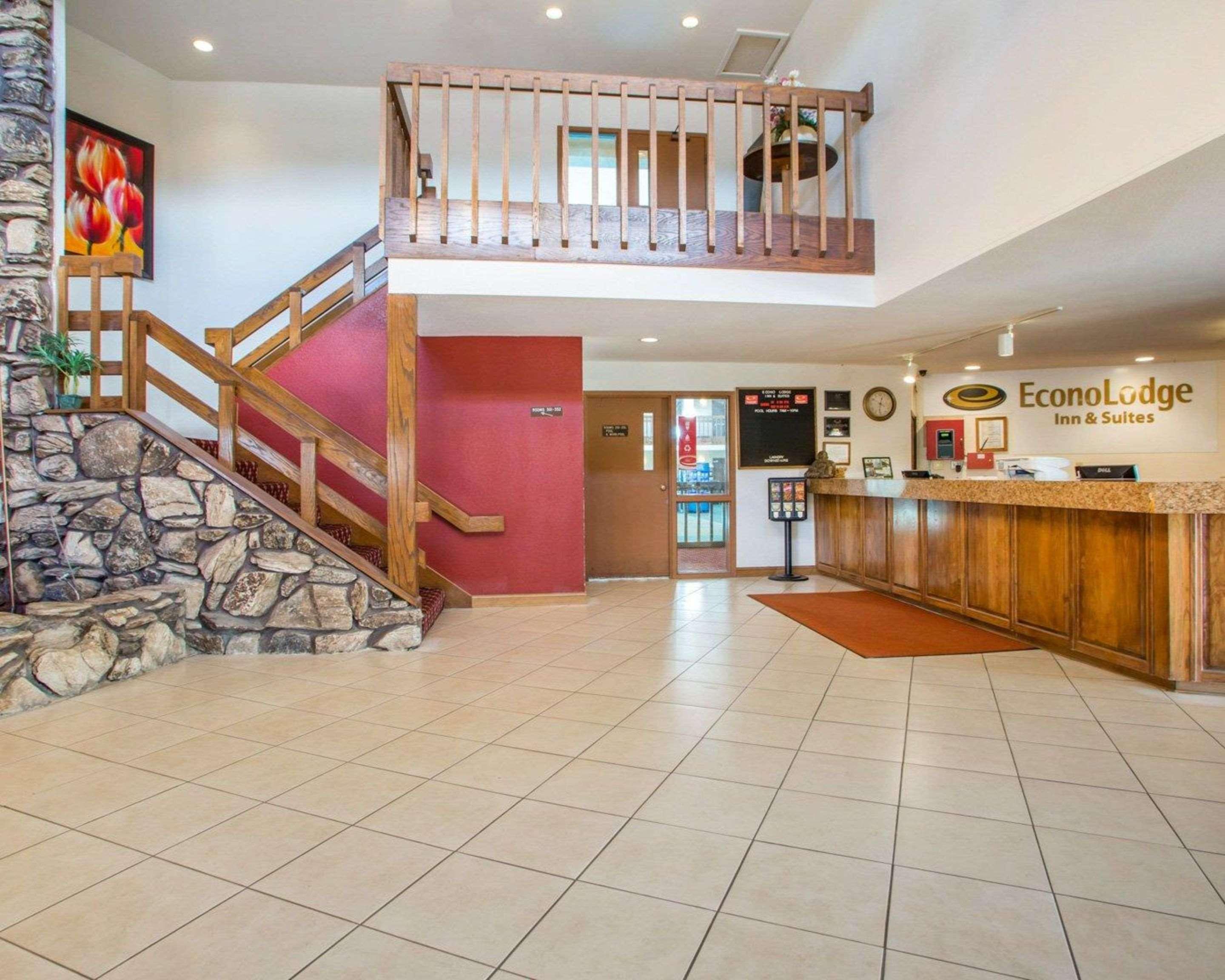 University Inn & Suites Stevens Point Eksteriør billede