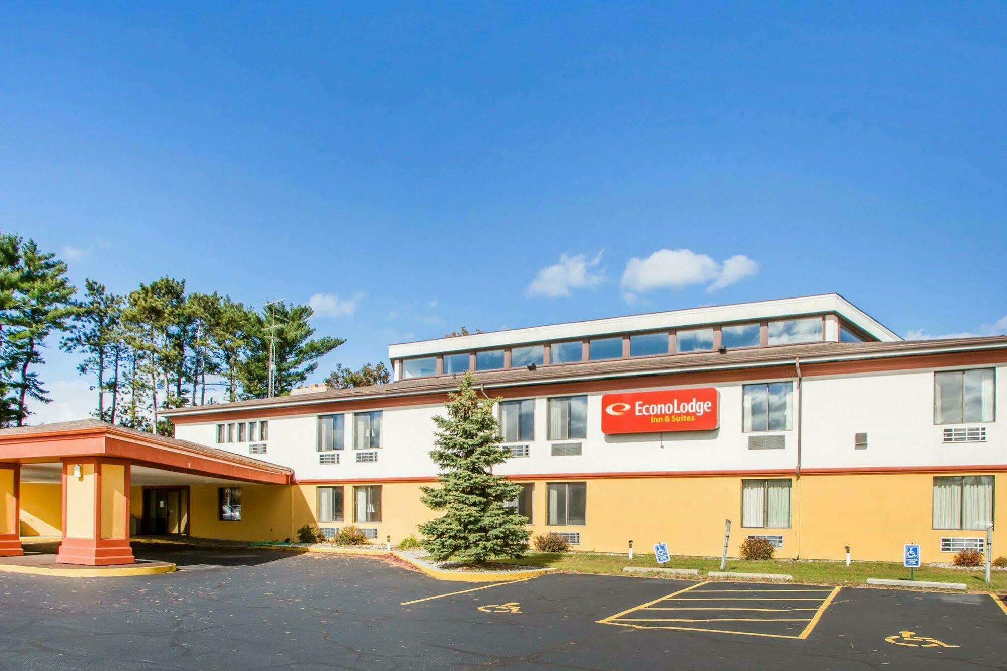 University Inn & Suites Stevens Point Eksteriør billede